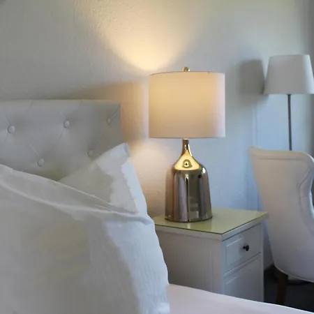 Hotel-pension Am Fuchsberg 4*
