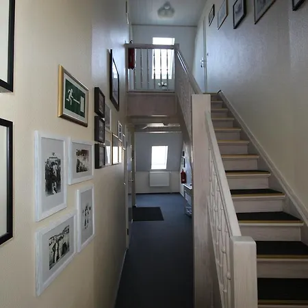 Hotel-pension Am Fuchsberg ゲストハウス 4*